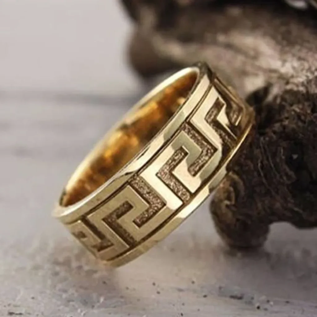انگشتر طلا با طرح رومی بینظیر