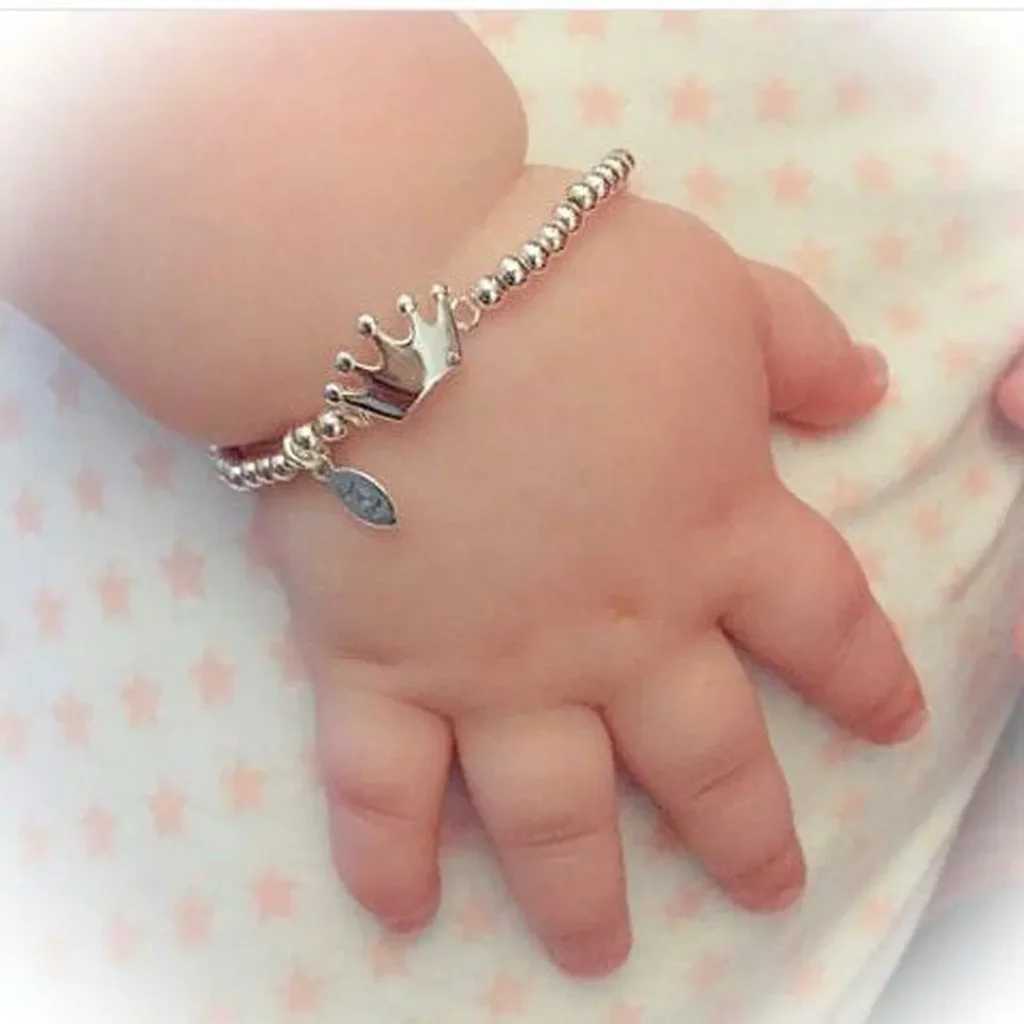 مدل دستبند نوزادی تاج