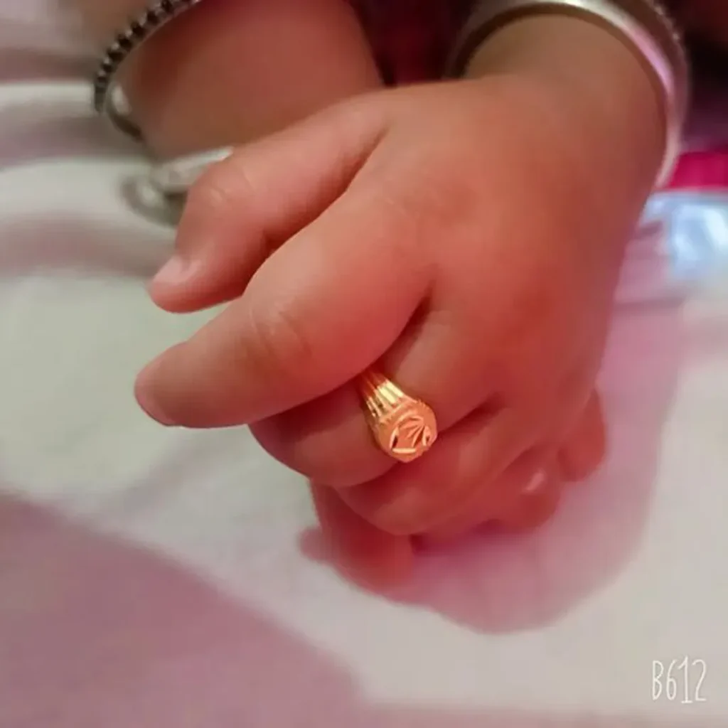  مدل انگشتر نوزادی ساده