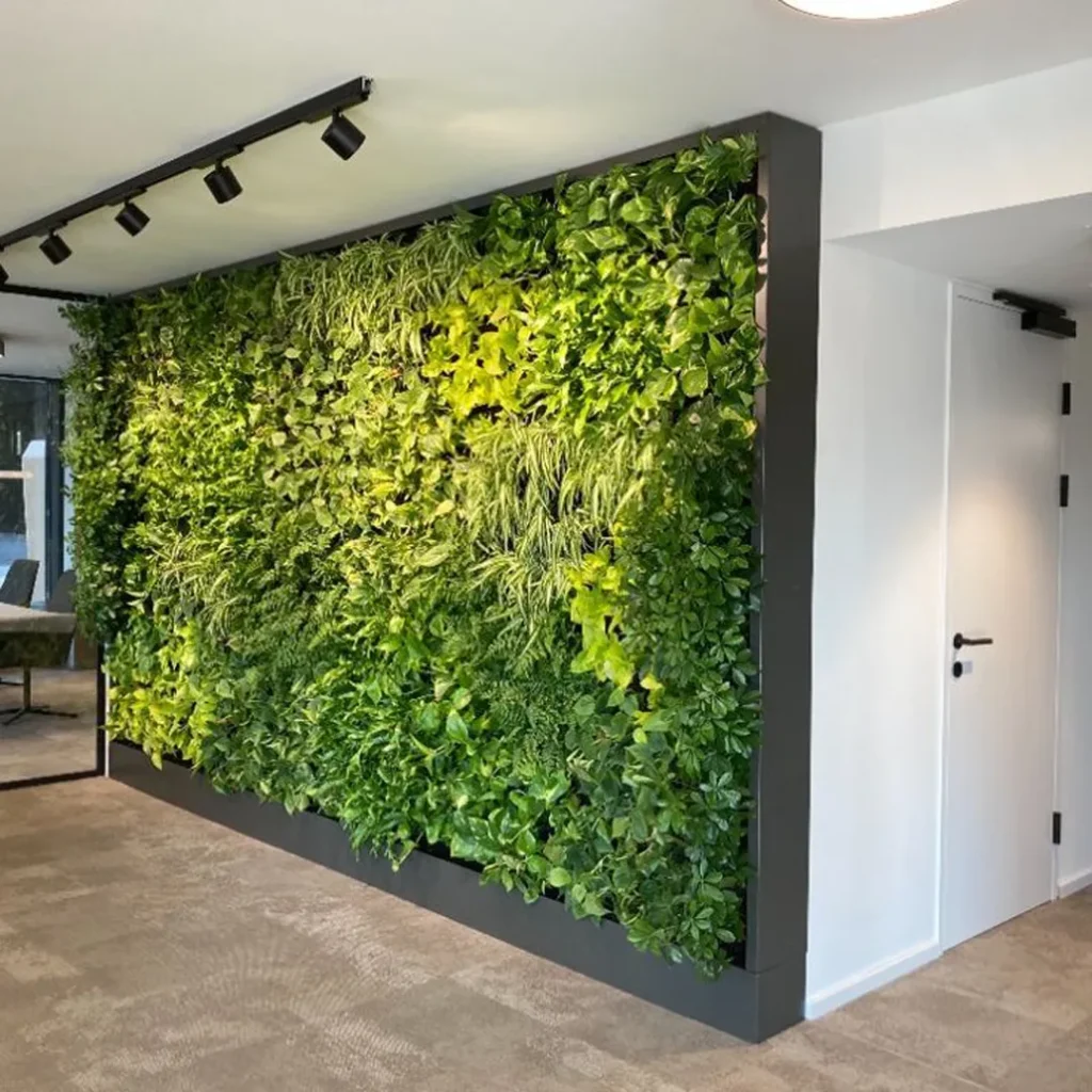 ایده های خاص تزئین دیوار با گیاه مصنوعی