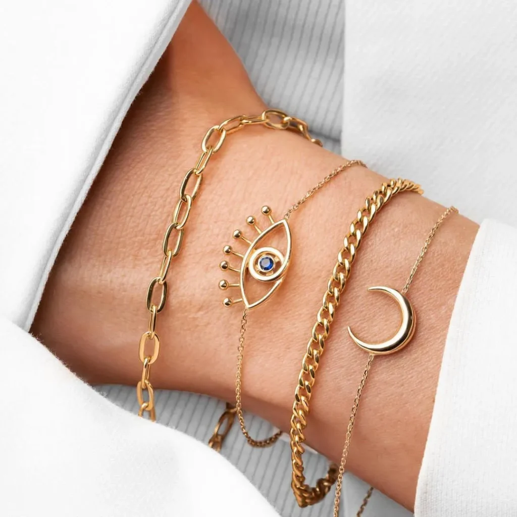 مدل جذاب دستبند طلا مخصوص کادو ولنتاین