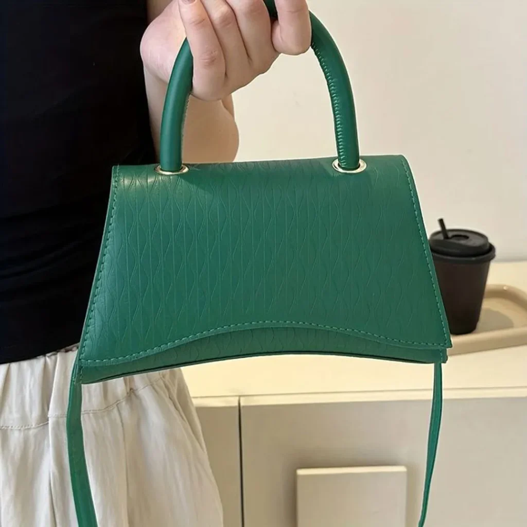 قشنگ ترین مدل های کیف دخترانه به رنگ سبز پولداری